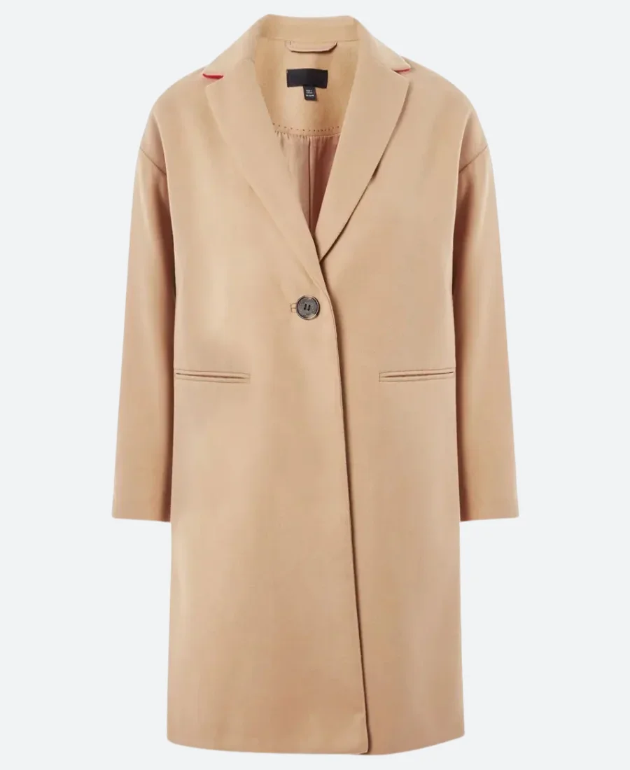 Yellowstone S04 Summer Higgins Trench Coat Front Image