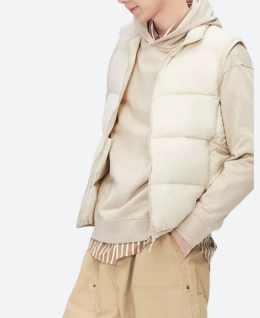 Private Princess Christmas Alissa Skovbye Puffer Vest Close Image